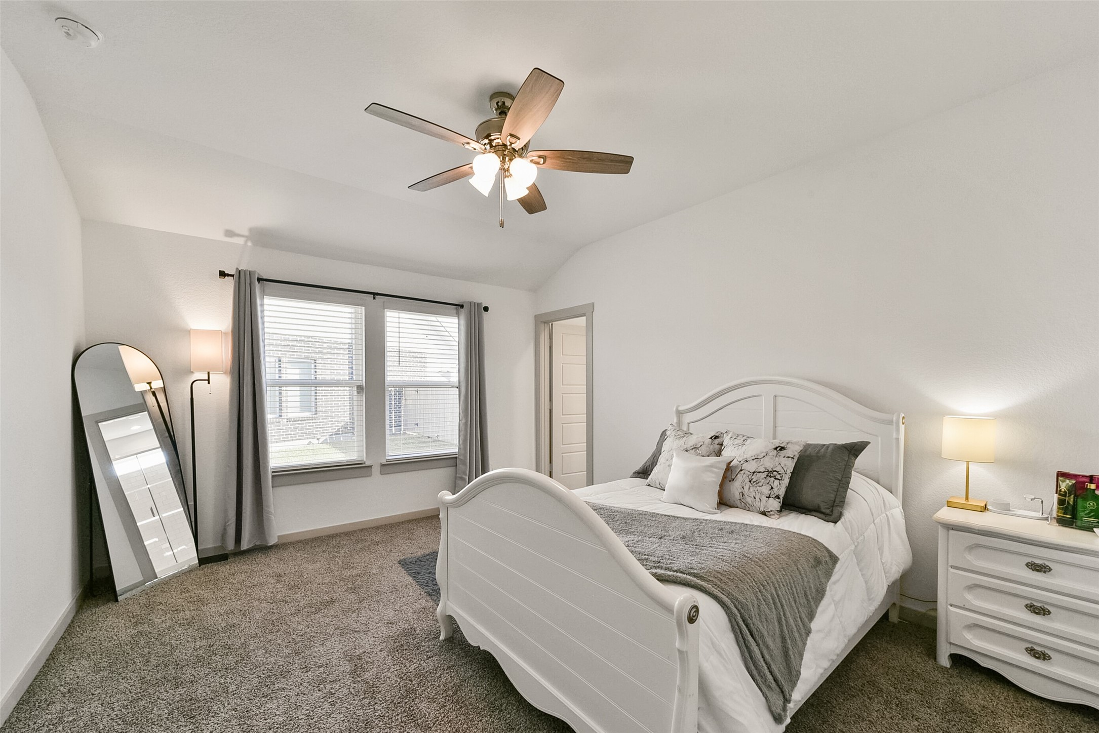 7834 Golden Rubia Lane Rosharon, TX 77583 - Photo 15 of 28