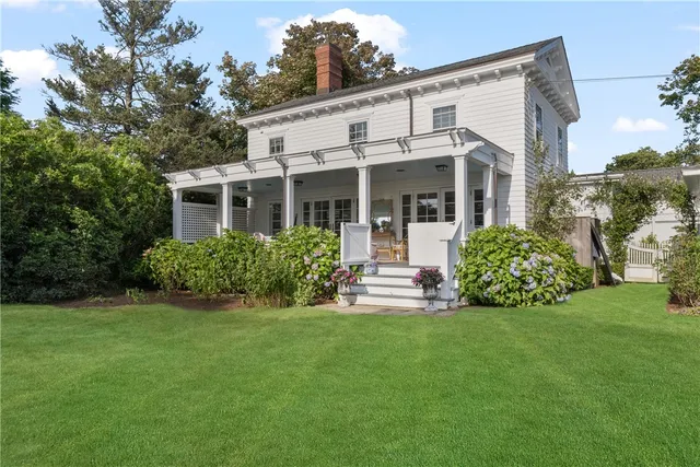 $5,000 | 729 Bellevue Avenue, Unit COTTAGE, Newport, RI 02840