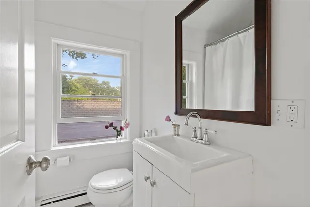 $5,000 | 729 Bellevue Avenue, Unit COTTAGE, Newport, RI 02840