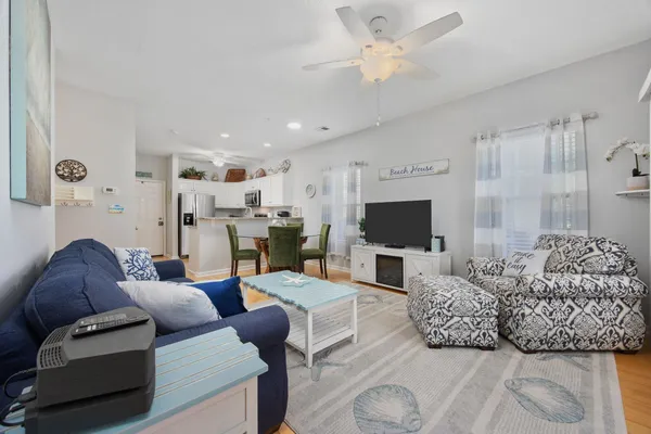$189,900 | 2000 Cross Gate Boulevard, Unit 102, Surfside Beach, SC 29575