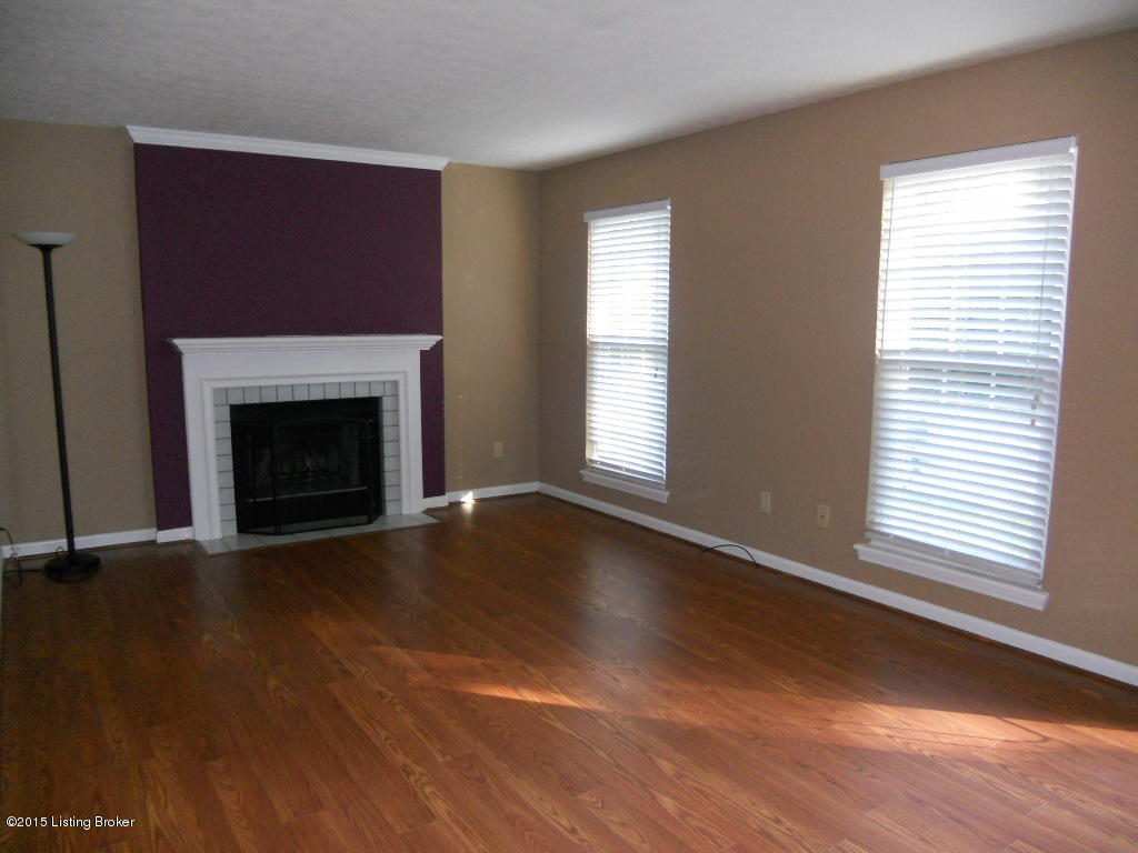 9107 Gutenberg Road Louisville, KY 40291 - Photo 10 of 38 DSCN4971