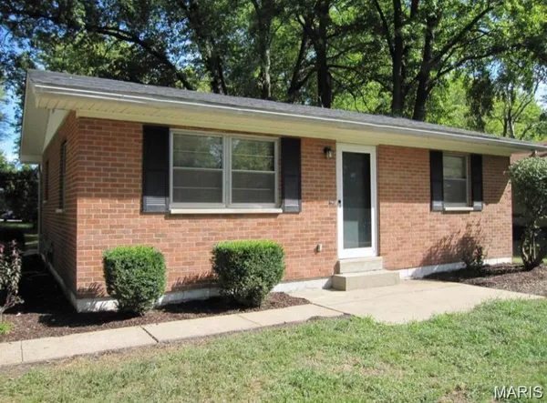 $1,195 | 120 Dean Avenue, O'Fallon, IL 62269