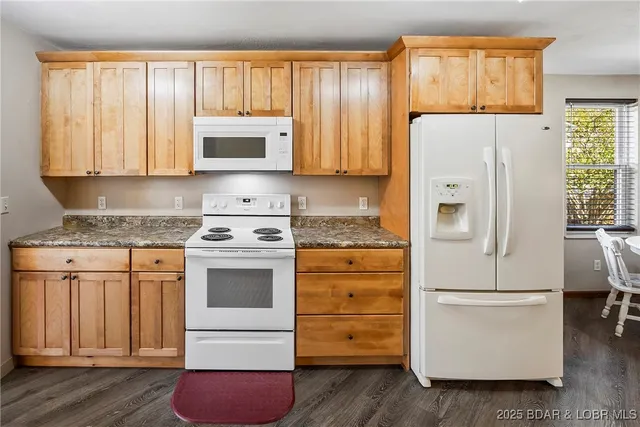 $539,500 | 21 Kejo Point Road, Gravois Mills, MO 65037