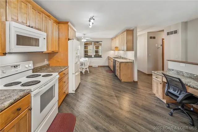 $539,500 | 21 Kejo Point Road, Gravois Mills, MO 65037