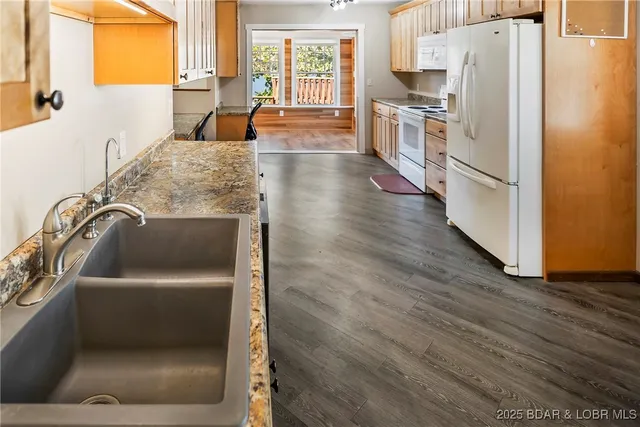 $539,500 | 21 Kejo Point Road, Gravois Mills, MO 65037