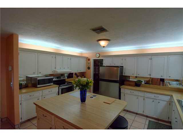 5100 Southeast Pine Ridge Way Stuart, FL 34997 - Photo 6 of 25 Gallery Image 6