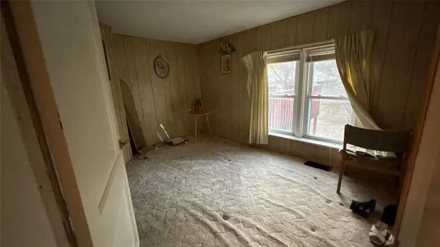 $196,700 | 5224 England Street, Merriam, KS 66203