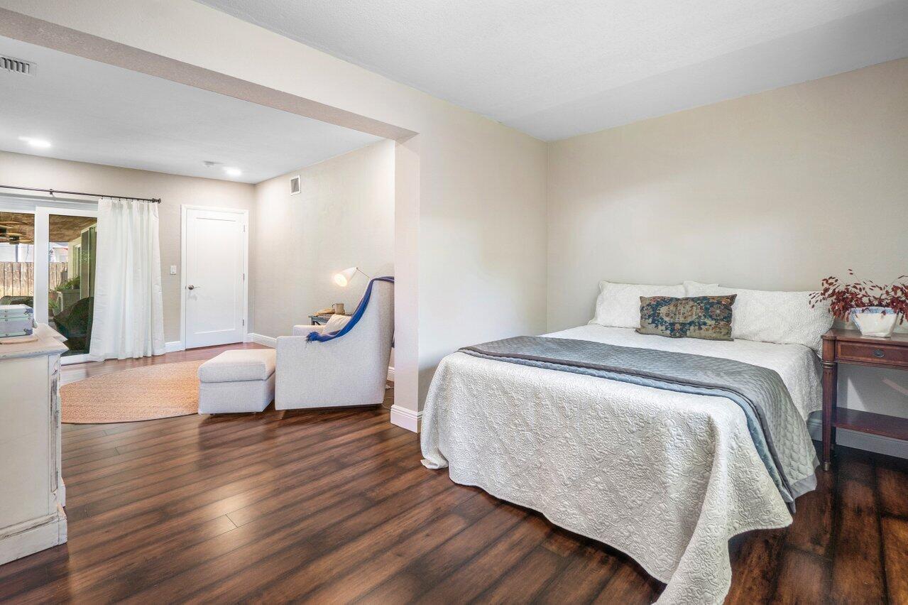 1051 Northwest 3rd Street Boca Raton, FL 33486 - Photo 12 of 31 Primary suite