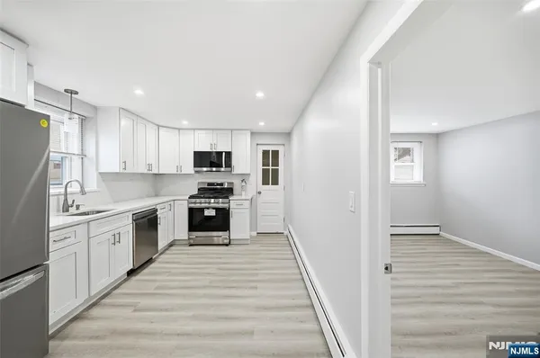 $2,750 | 210 River, New Milford, NJ 07646