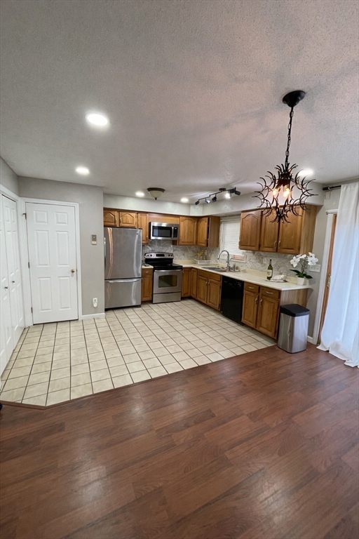200 Lambert Terrace, Unit 41 Chicopee, MA 01020 - Photo 8 of 24