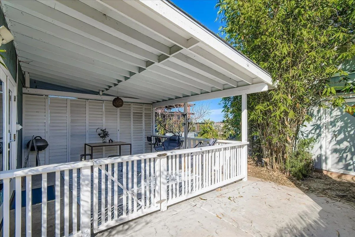 3275 East Virgo Road San Diego, CA 92105 - Photo 19 of 38 a view of a porch
