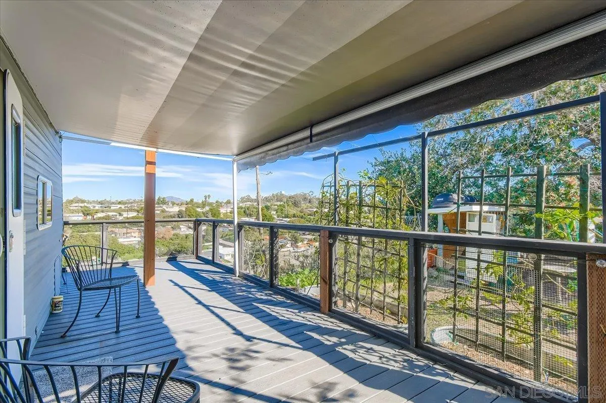 3275 East Virgo Road San Diego, CA 92105 - Photo 25 of 38 a view of balcony with couch