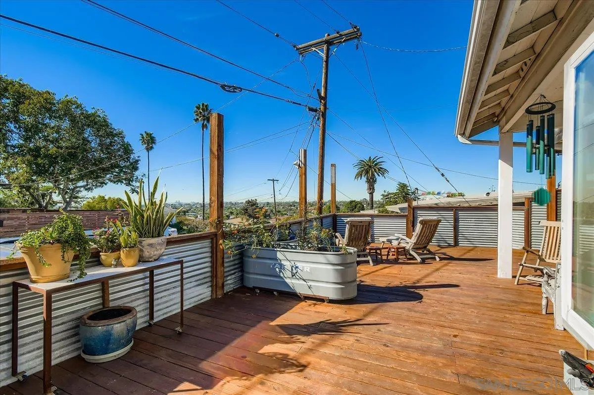 3275 East Virgo Road San Diego, CA 92105 - Photo 29 of 38 a outdoor view with a sitting space