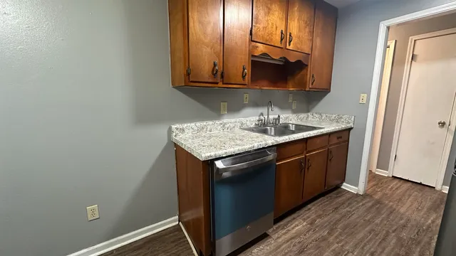 $1,300 | 3735 Donovan Drive, Unit C, Tallahassee, FL 32309