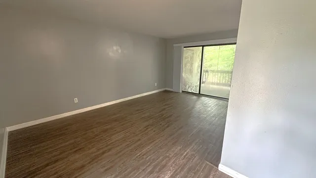 $1,300 | 3735 Donovan Drive, Unit C, Tallahassee, FL 32309