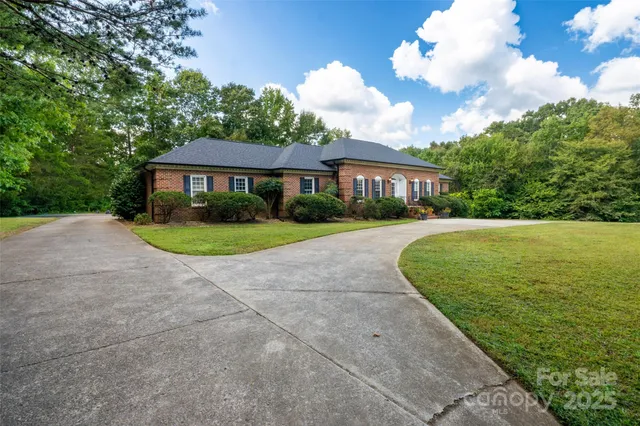$650,000 | 124 Windsor Greene Drive, Monroe, NC 28110