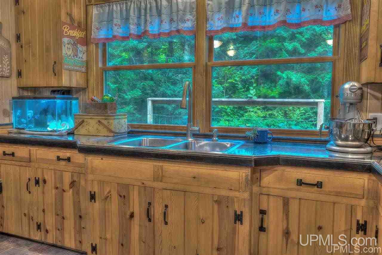 7090 West Co Road Manistique, MI 49854 - Photo 9 of 42