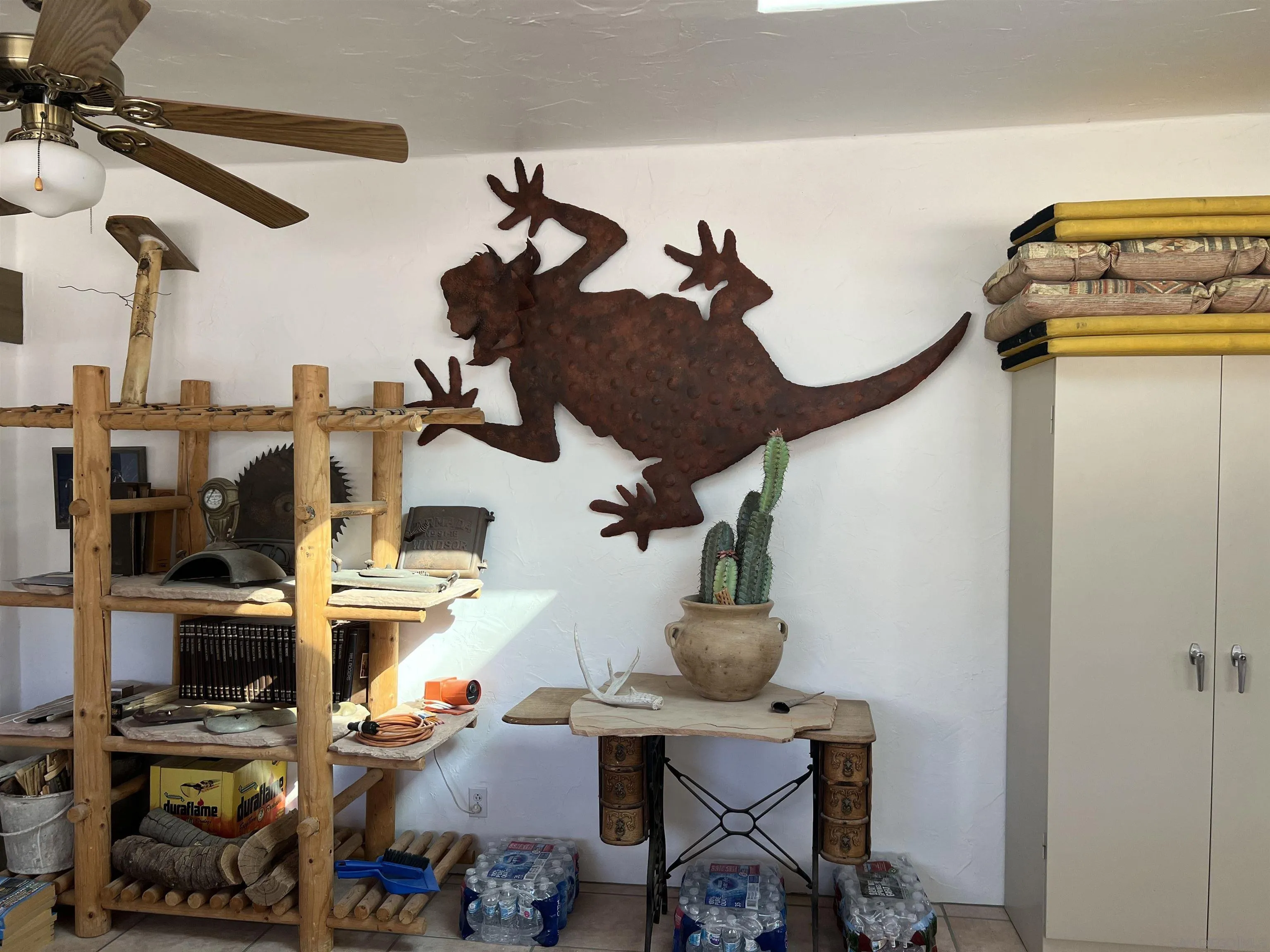 255 Canyon Road Julian, CA 92036 - Photo 25 of 34 a view of a workspace