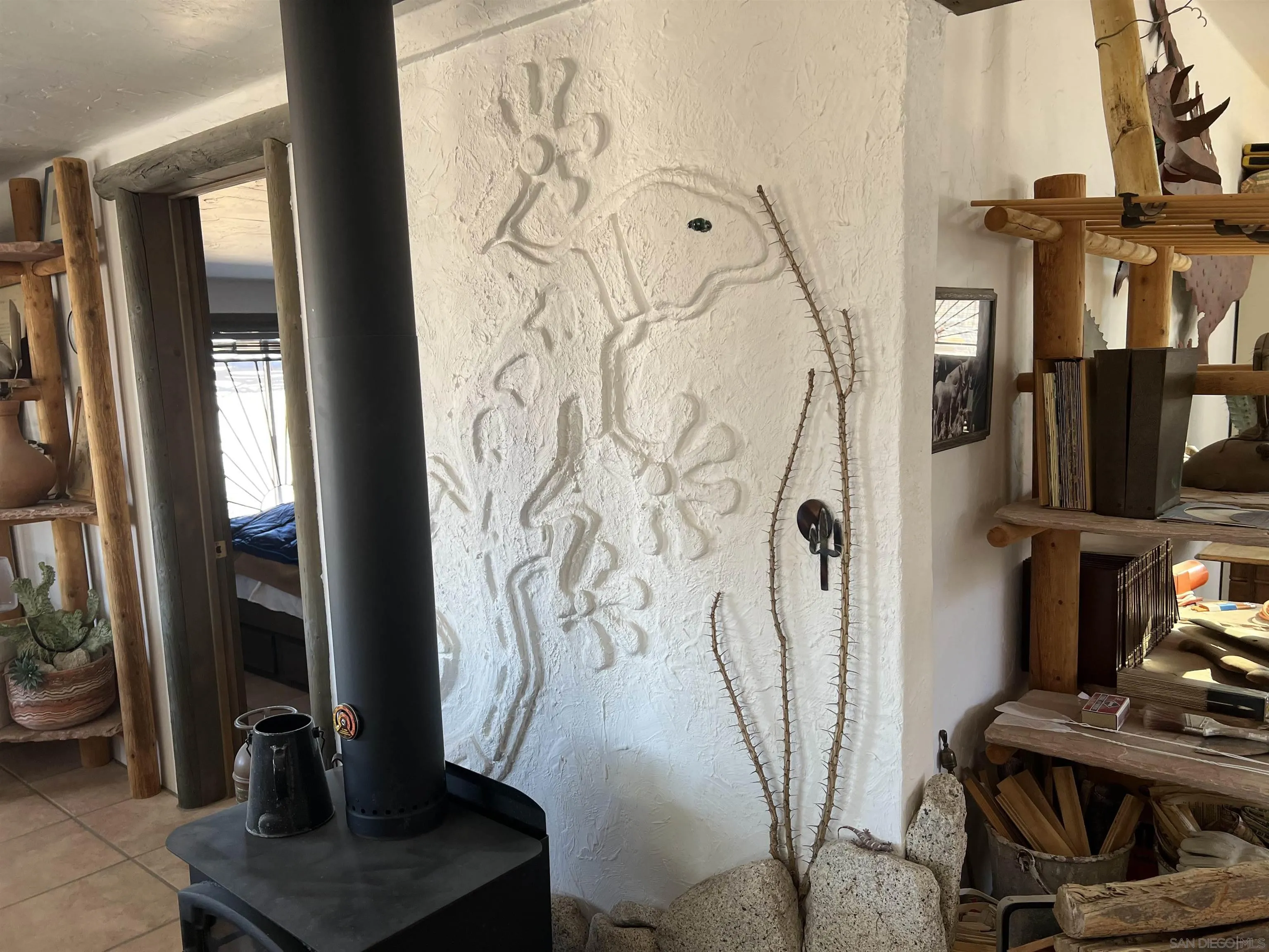 255 Canyon Road Julian, CA 92036 - Photo 26 of 34 a view of entryway with wooden floor