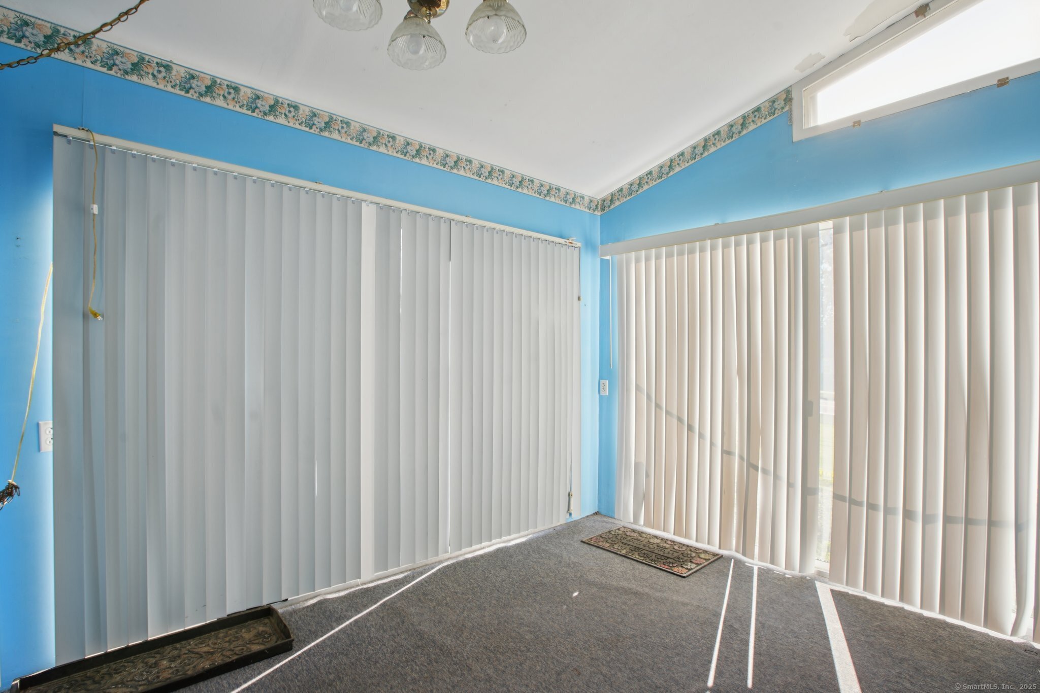 108 Woodland Avenue Bloomfield, CT 06002 - Photo 18 of 31