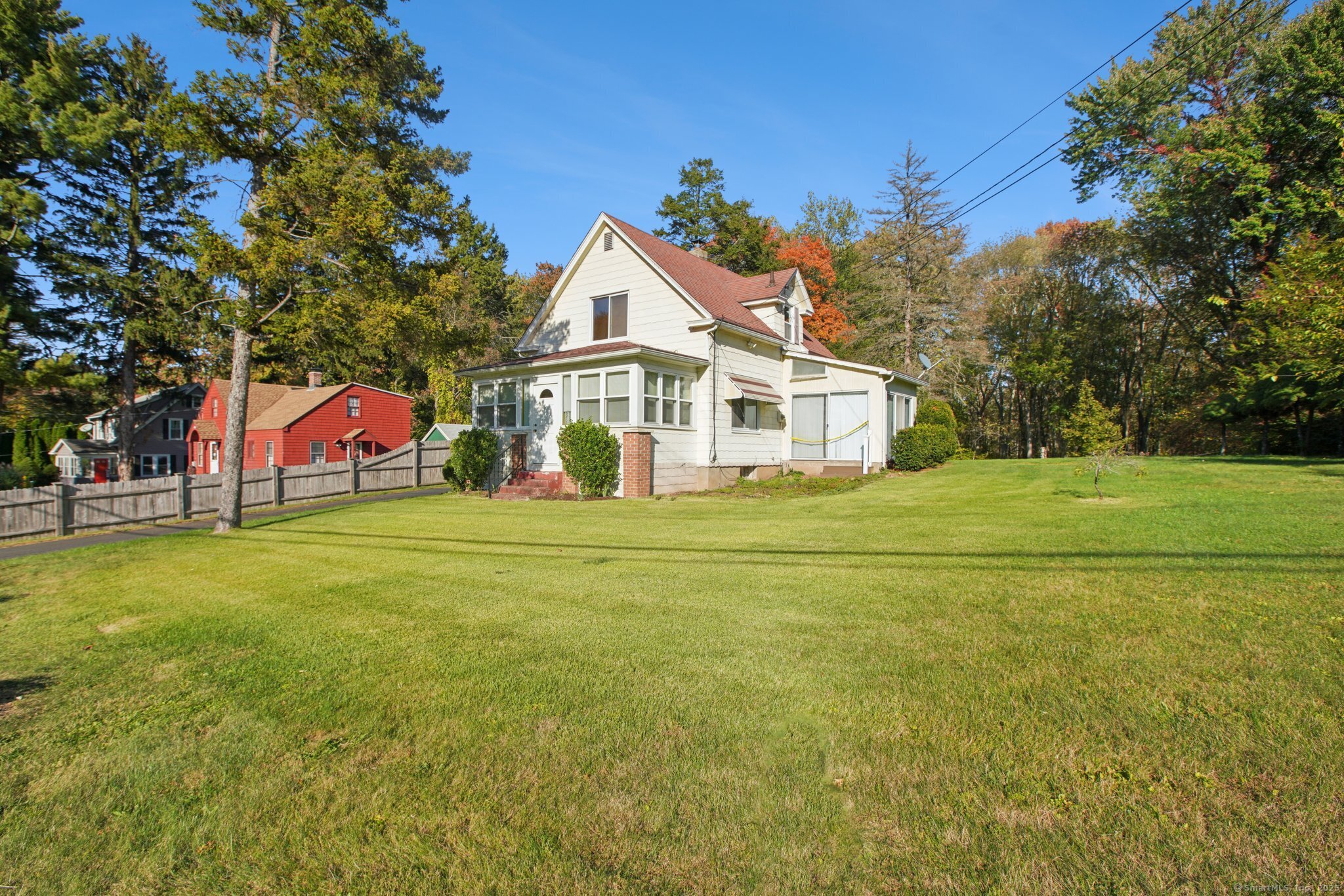 108 Woodland Avenue Bloomfield, CT 06002 - Photo 2 of 31