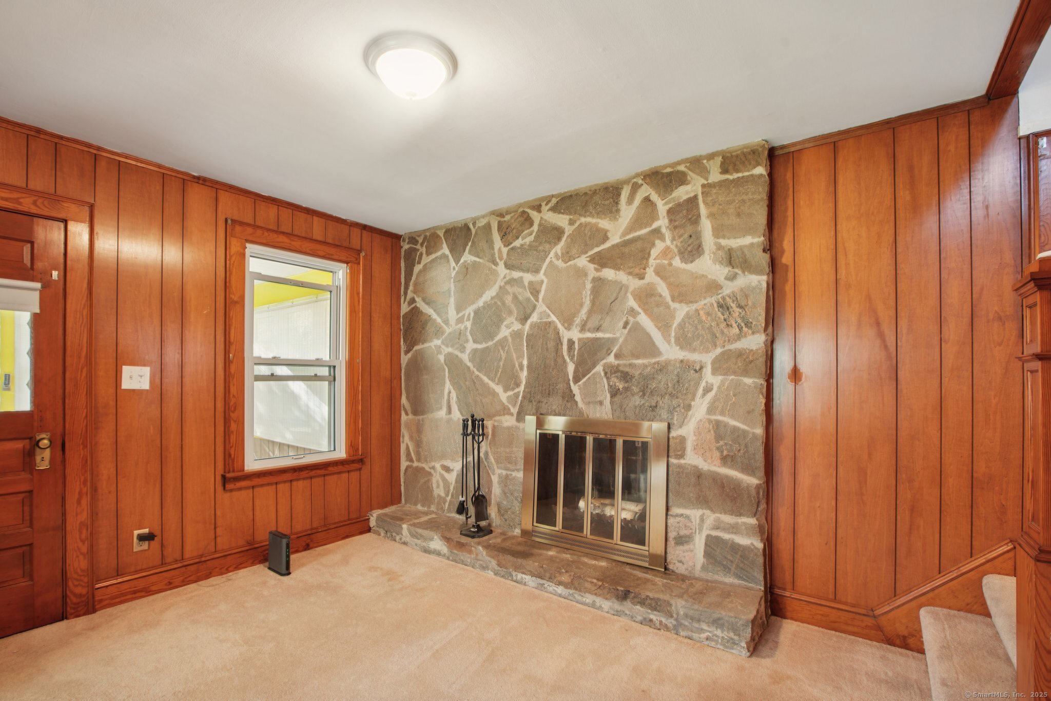 108 Woodland Avenue Bloomfield, CT 06002 - Photo 7 of 31