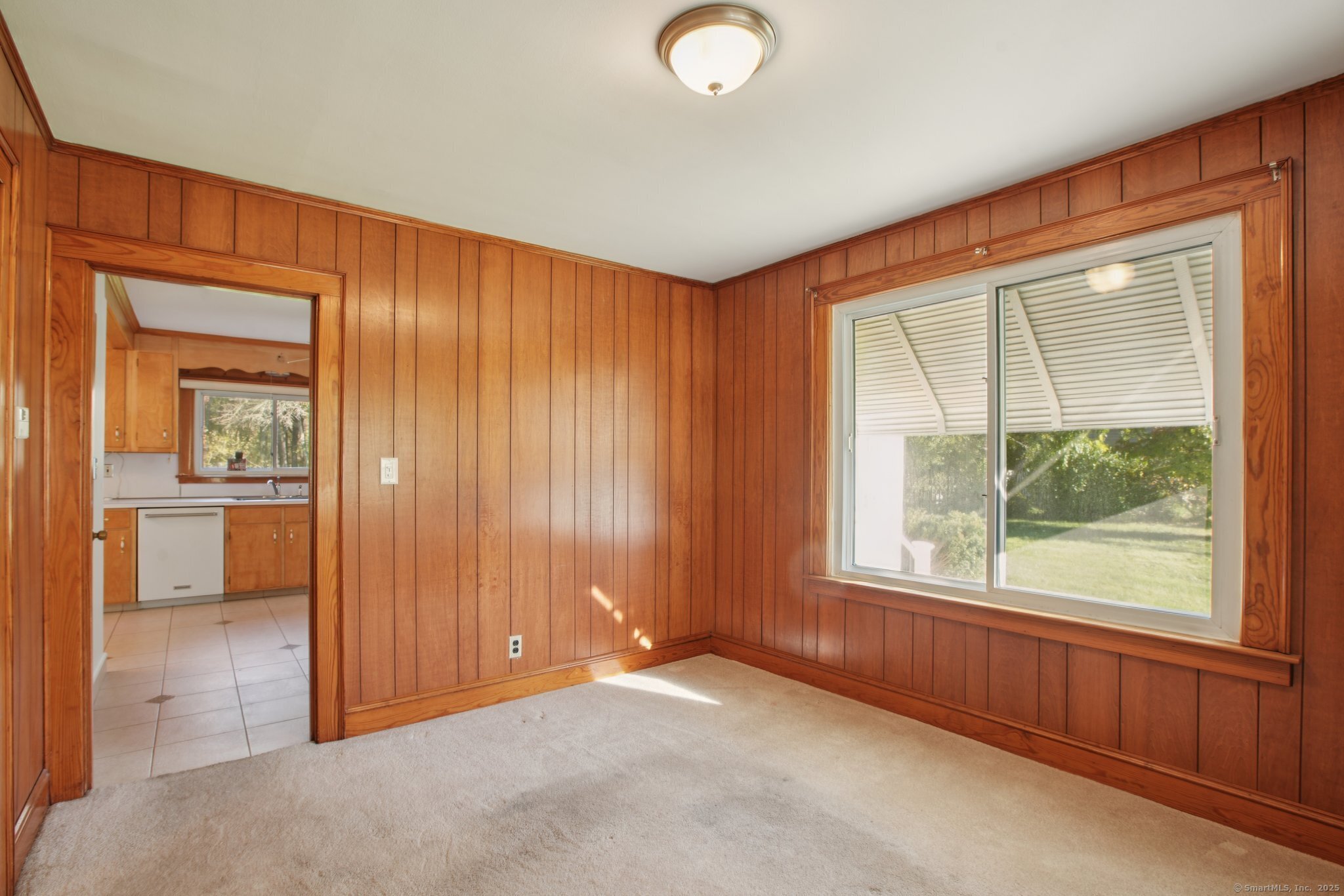 108 Woodland Avenue Bloomfield, CT 06002 - Photo 8 of 31