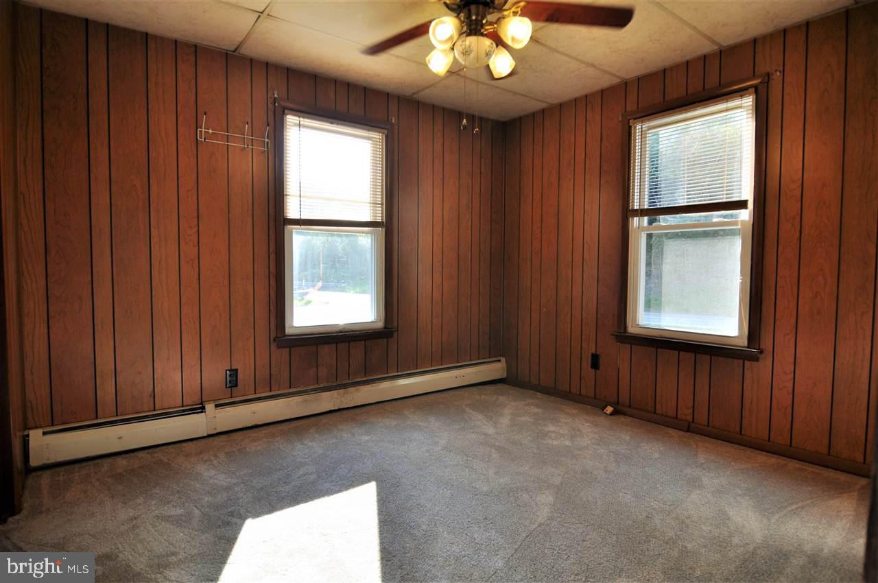 2114 Craley Road Windsor, PA 17366 - Photo 7 of 36