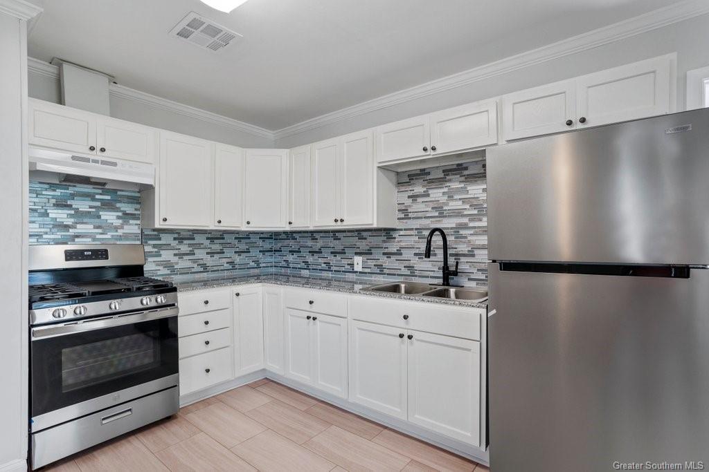 4020 Harvard Street Lake Charles, LA 70607 - Photo 3 of 9