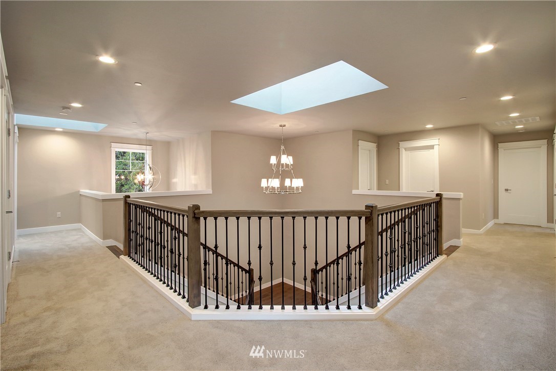 15426 98th Court Northeast Bothell, WA 98011 - Photo 12 of 27 Gallery Image 12