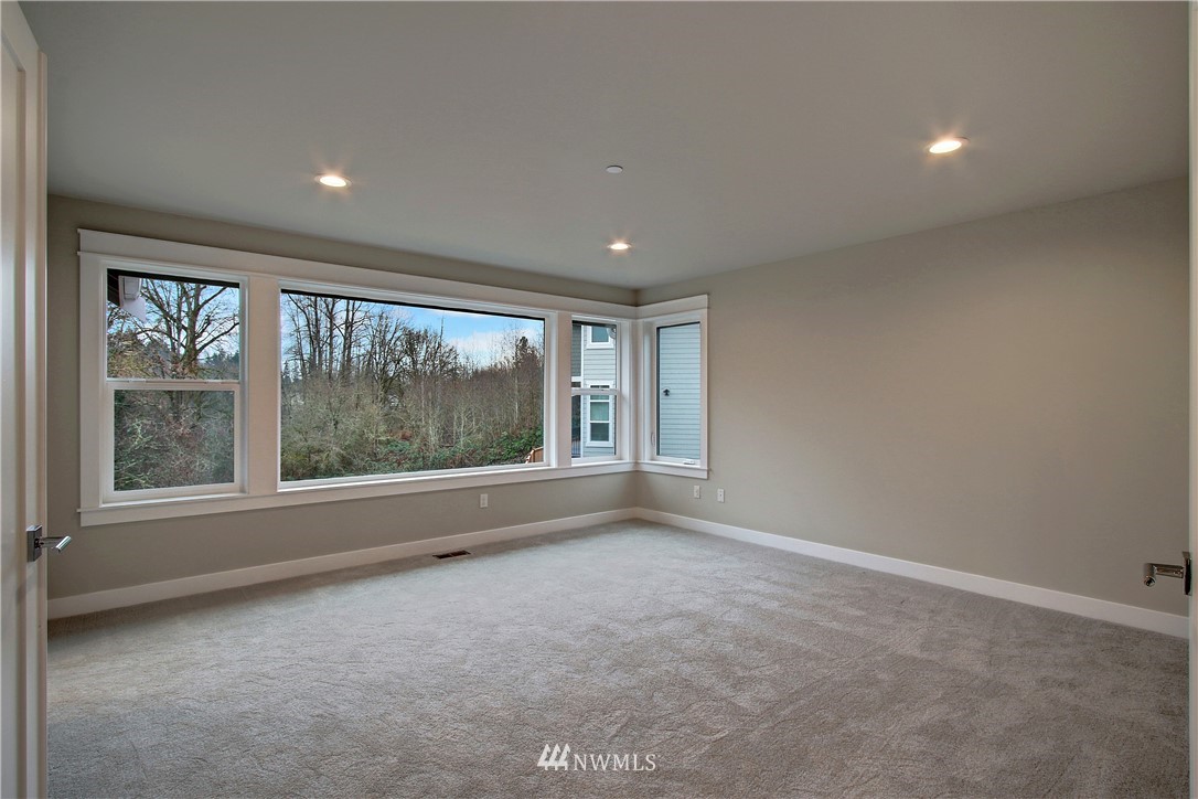 15426 98th Court Northeast Bothell, WA 98011 - Photo 14 of 27 Gallery Image 14