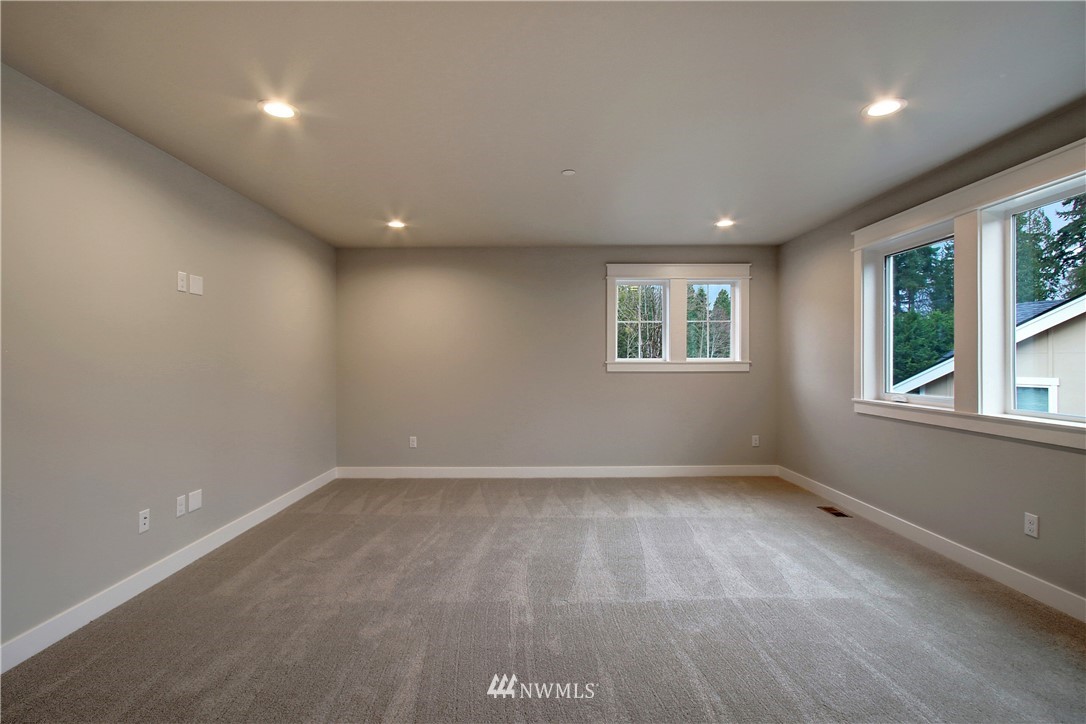 15426 98th Court Northeast Bothell, WA 98011 - Photo 16 of 27 Gallery Image 16