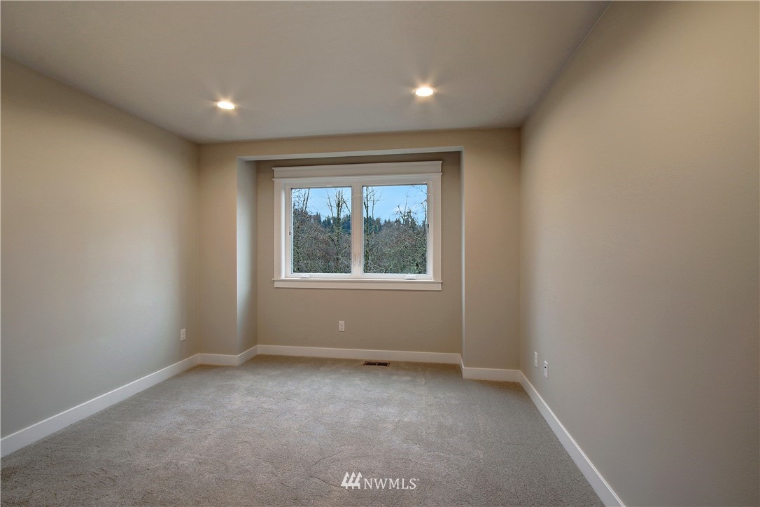 15426 98th Court Northeast Bothell, WA 98011 - Photo 17 of 27 Gallery Image 17