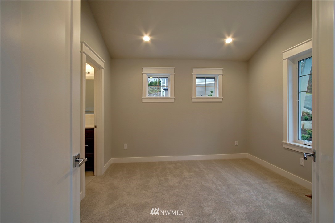 15426 98th Court Northeast Bothell, WA 98011 - Photo 18 of 27 Gallery Image 18