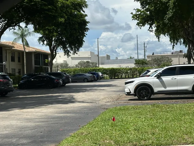 $1,950 | 9845 Pineapple Tree Drive, Unit 208, Boynton Beach, FL 33436