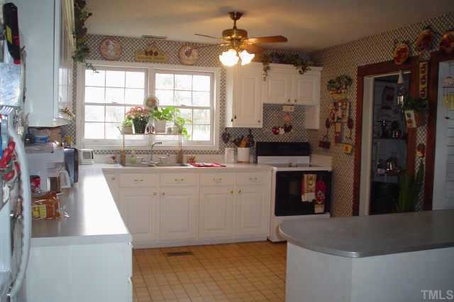 1737 Old Coleridge Road Siler City, NC 27344 - Photo 3 of 8 Kitchen