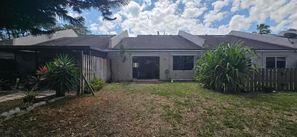 $2,975 | 5161 Northwest 11th Lane, Pompano Beach, FL 33064