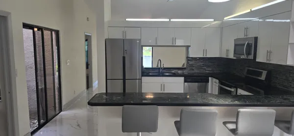 $2,975 | 5161 Northwest 11th Lane, Pompano Beach, FL 33064