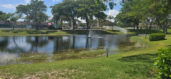 $2,975 | 5161 Northwest 11th Lane, Pompano Beach, FL 33064