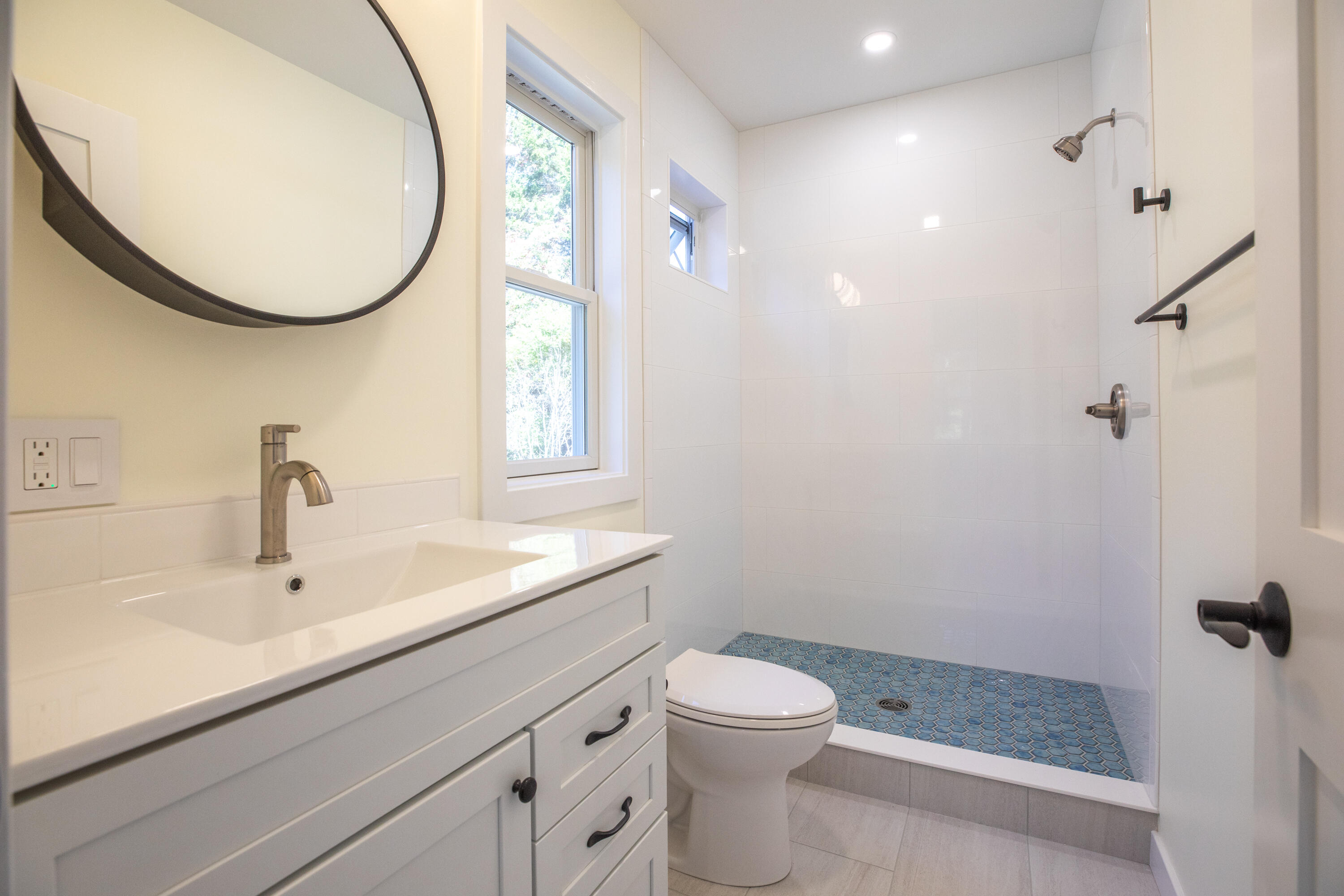 22 Neal Lane Tremont, ME 04612 - Photo 6 of 14 22 Neal Ln Bernard 9-22-2025-14-2