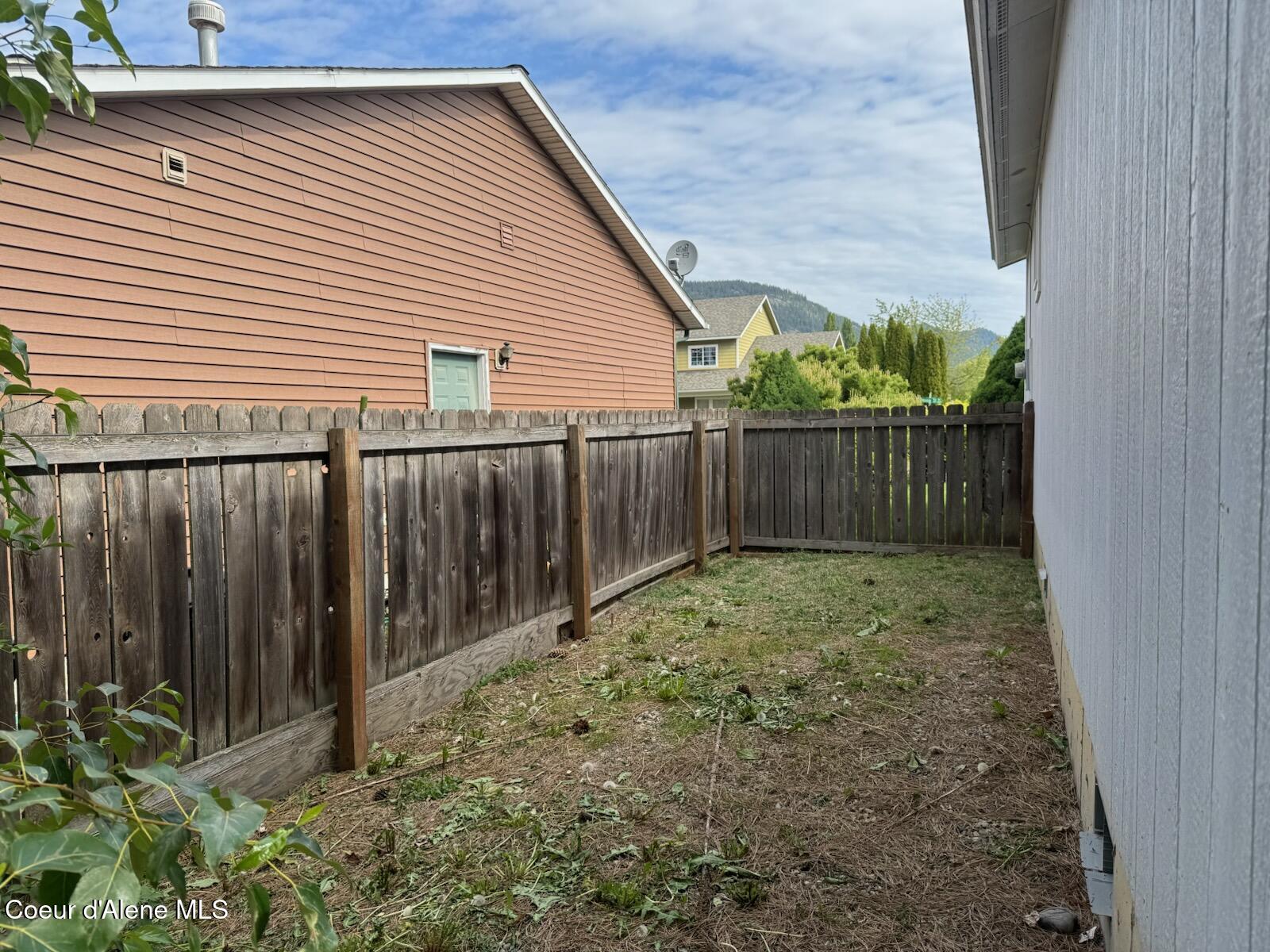 1601 Sequoia Street Sandpoint, ID 83864 - Photo 39 of 45 .