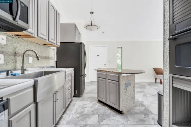 $360,000 | 1544 Bailey Road, Unit 30, Concord, CA 94521