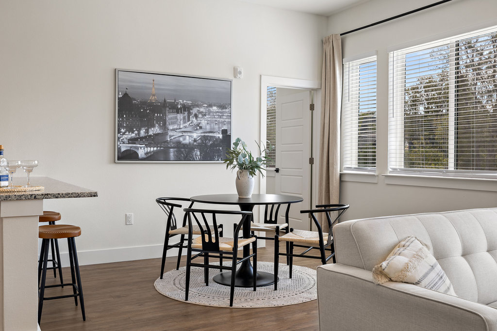 1811 Webberville Road, Unit 1209 Austin, TX 78721 - Photo 14 of 35 a living room with furniture and a large window