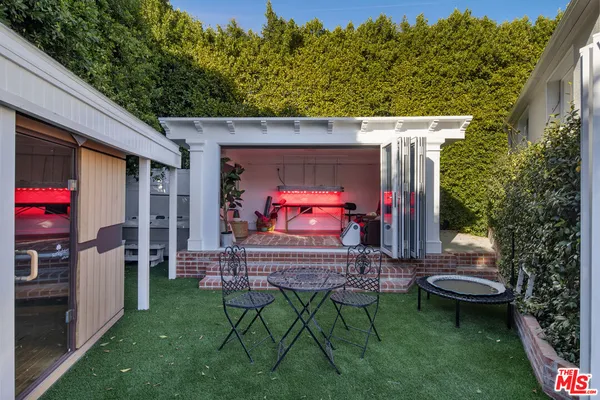 $35,000 | 17503 Rancho Street, Encino, CA 91316