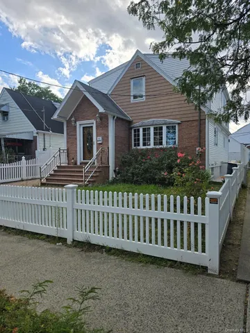 $1,299,000 | 83-36 268th Street | Floral Park