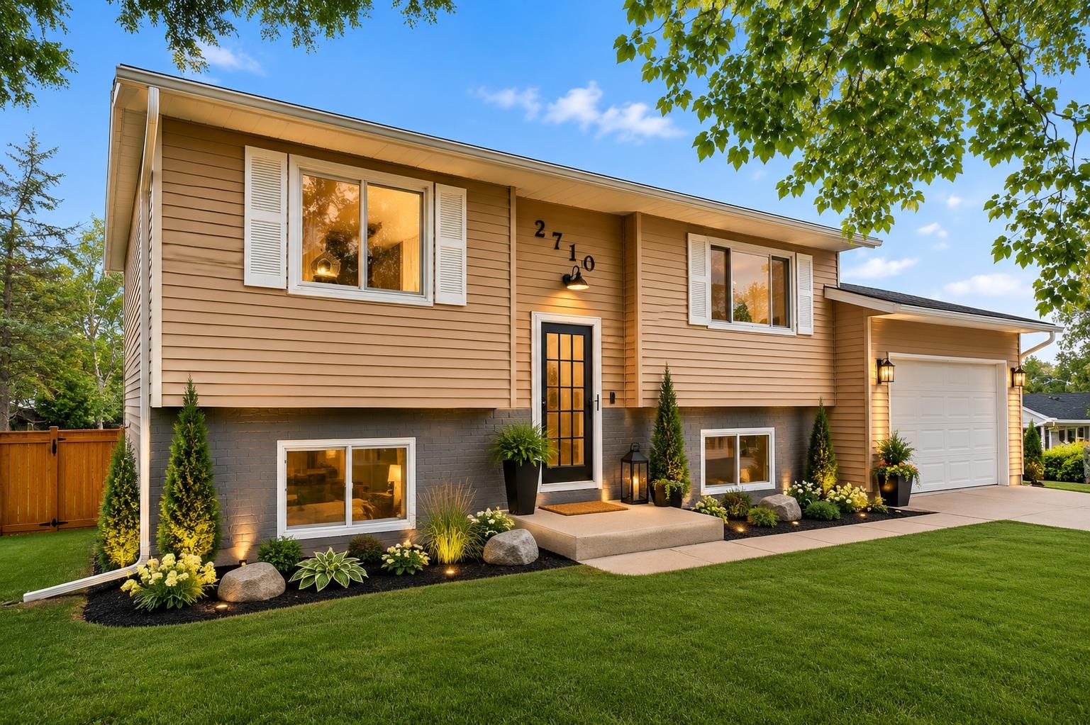 2710 Golden Gate Way Madison, WI 53713 - Photo 7 of 35