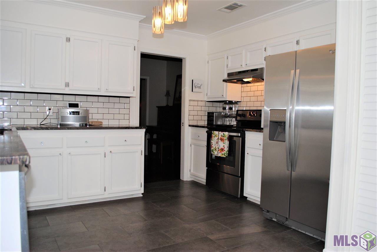 1824 Gamwich Road Baton Rouge, LA 70810 - Photo 10 of 22