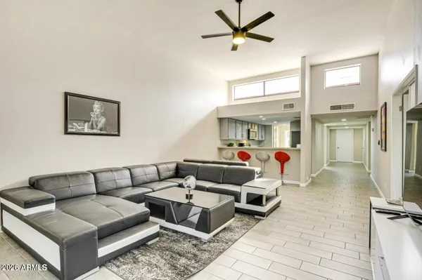 $2,800 | 14236 North 23rd Street, Phoenix, AZ 85022