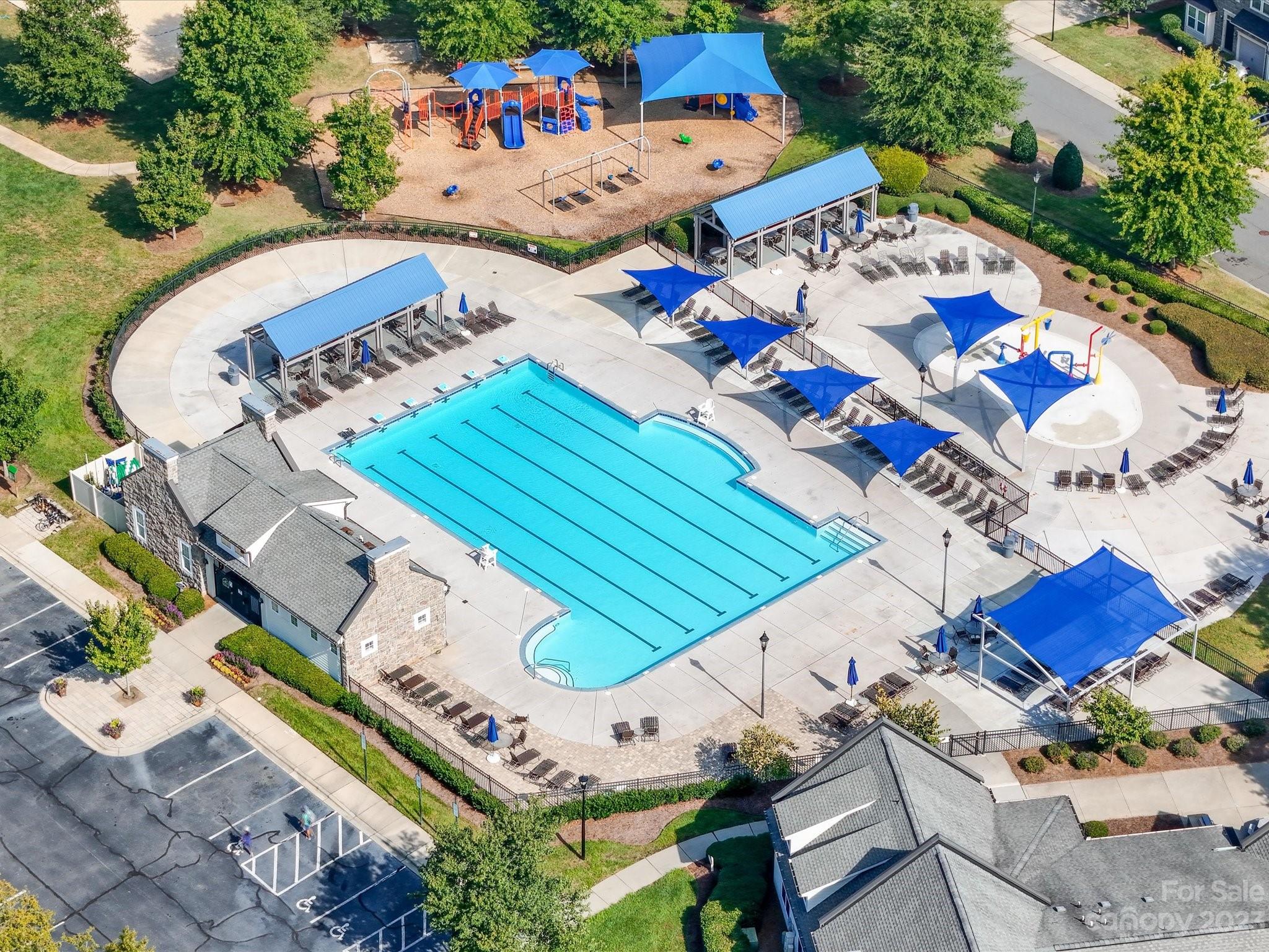 10102 Trailmoor Road Charlotte, NC 28278 - Photo 40 of 44 an aerial view of a house with a swimming pool