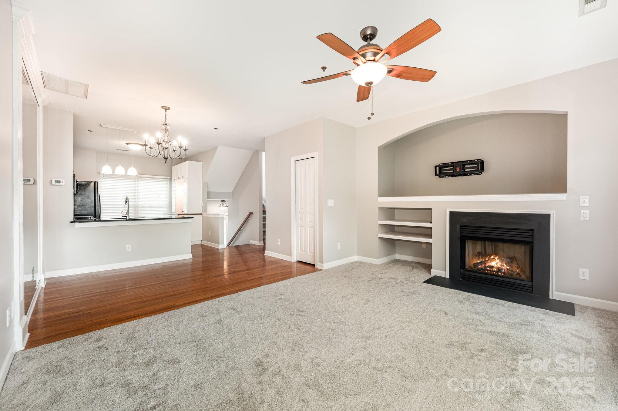 2833 Avalon Loop Road Charlotte, NC 28269 - Photo 10 of 32 Gallery Image 10